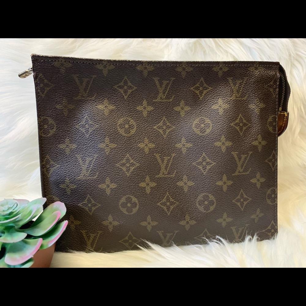 Authentic Louis Vuitton toiletry 26